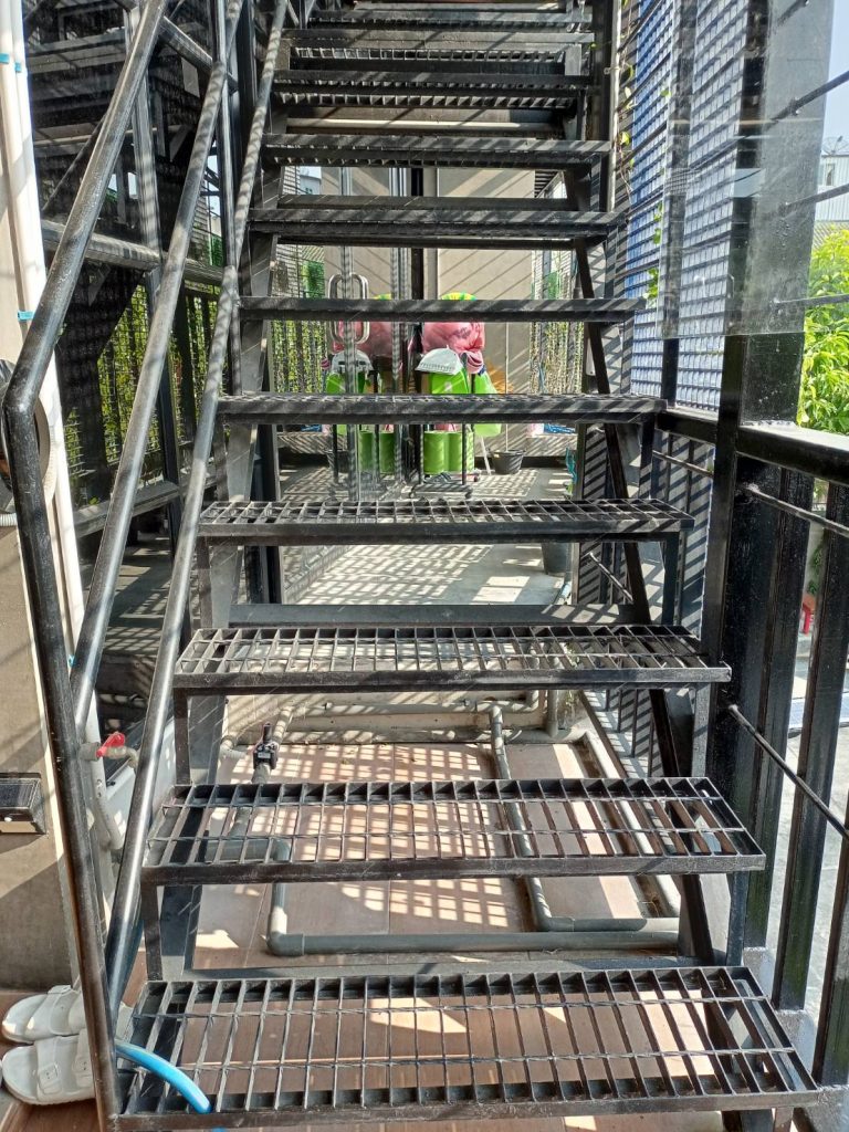 StairTreadSteelGrating